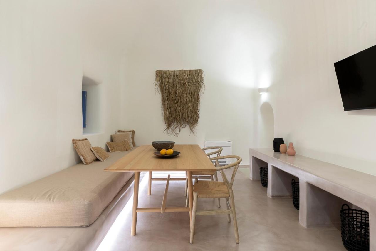 Acave Santorini Suites Vothon Ngoại thất bức ảnh